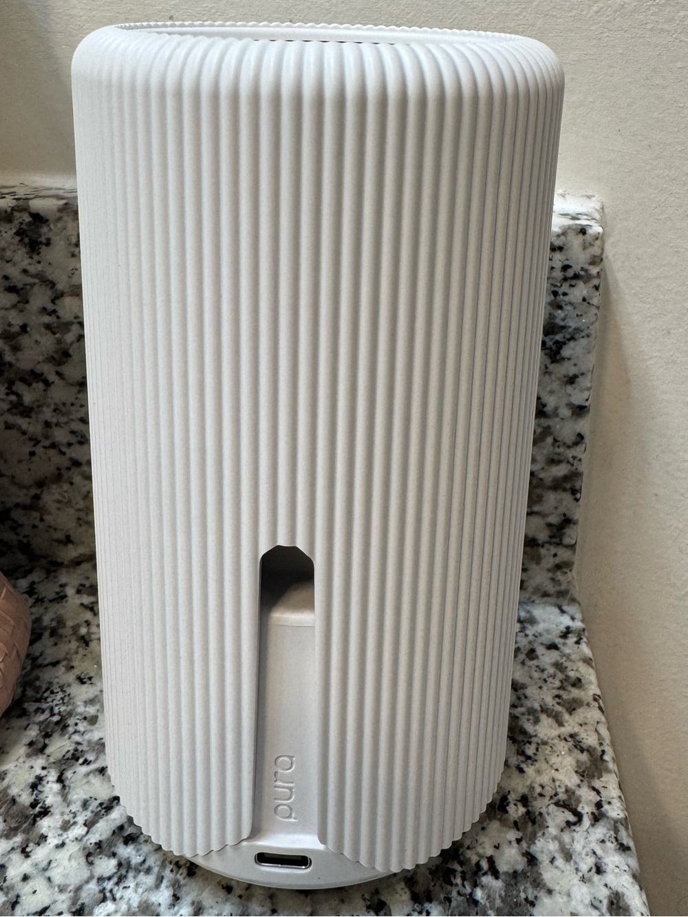 Pura Smart Diffuser - Picture 2 of 4